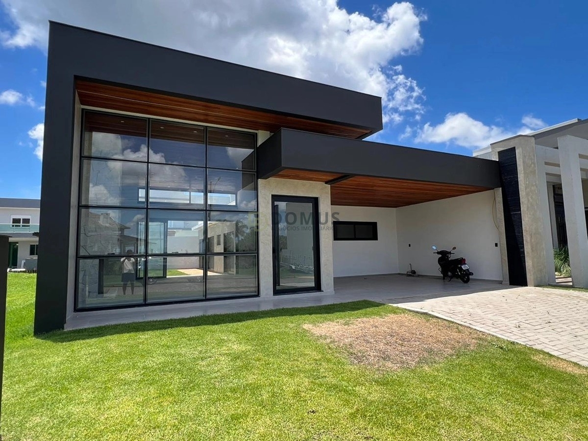 Casa em Condomínio 3 Quartos